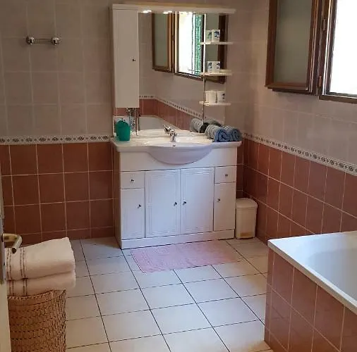 Raphael - Dans Au Calme A Valescure Y- Prix Inchanges Vakantiehuis